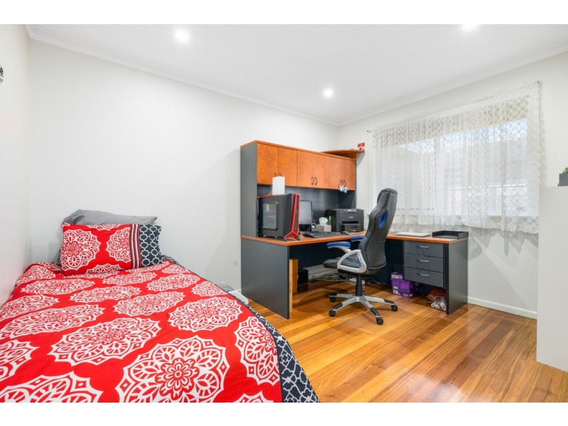 279 Greenwood Drive, Watsonia VIC 3087