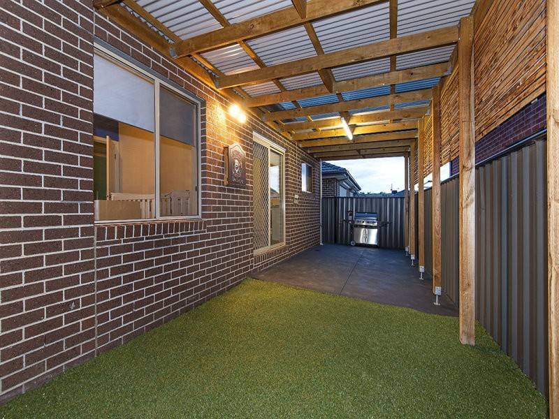26 Panton Gap Drive, South Morang VIC 3752