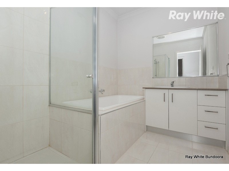 13A Hermione Terrace, Epping VIC 3076