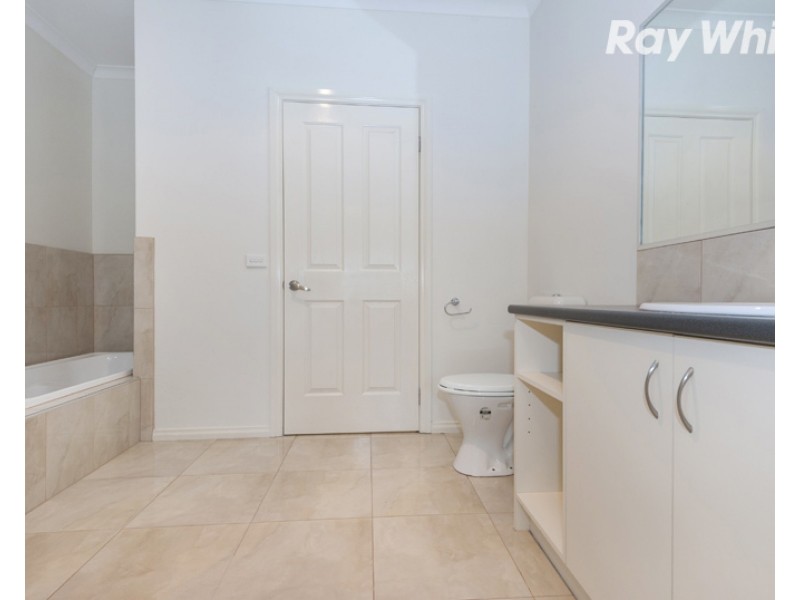 2/64 Grandview Grove, Rosanna VIC 3084