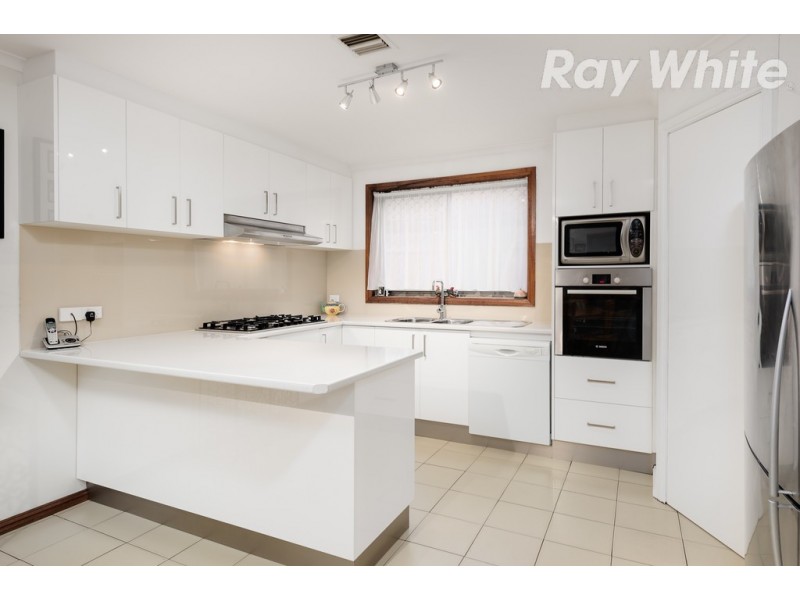 13 Larter Court, Bundoora VIC 3083