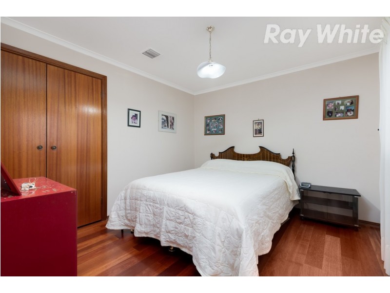 13 Larter Court, Bundoora VIC 3083