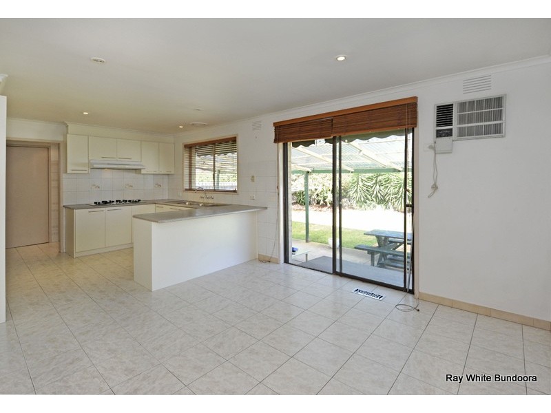 23 Coventry Crescent, Mill Park VIC 3082