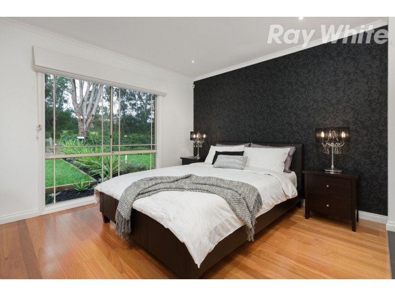 12 Amethyst Walk, Bundoora VIC 3083