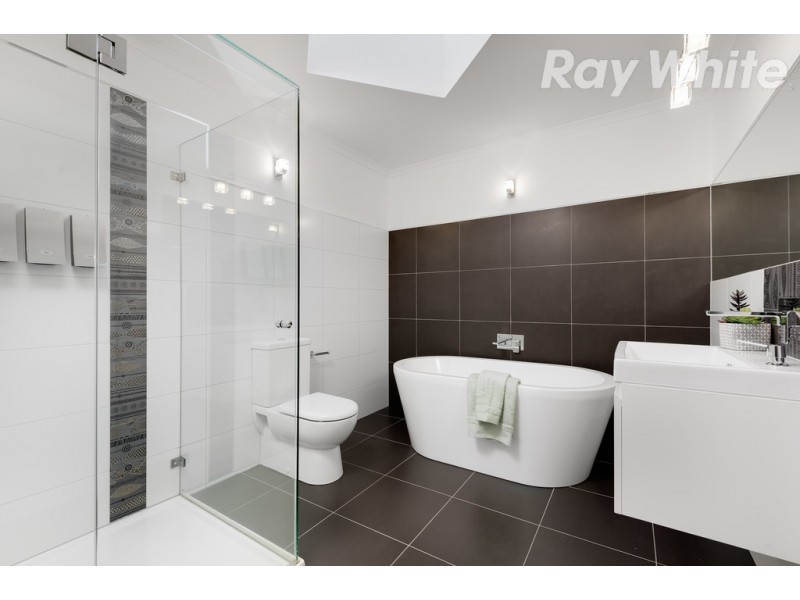 12 Amethyst Walk, Bundoora VIC 3083