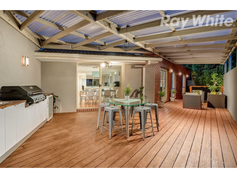 12 Amethyst Walk, Bundoora VIC 3083