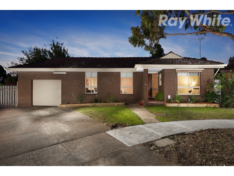 4 Devitt Court, Mill Park VIC 3082