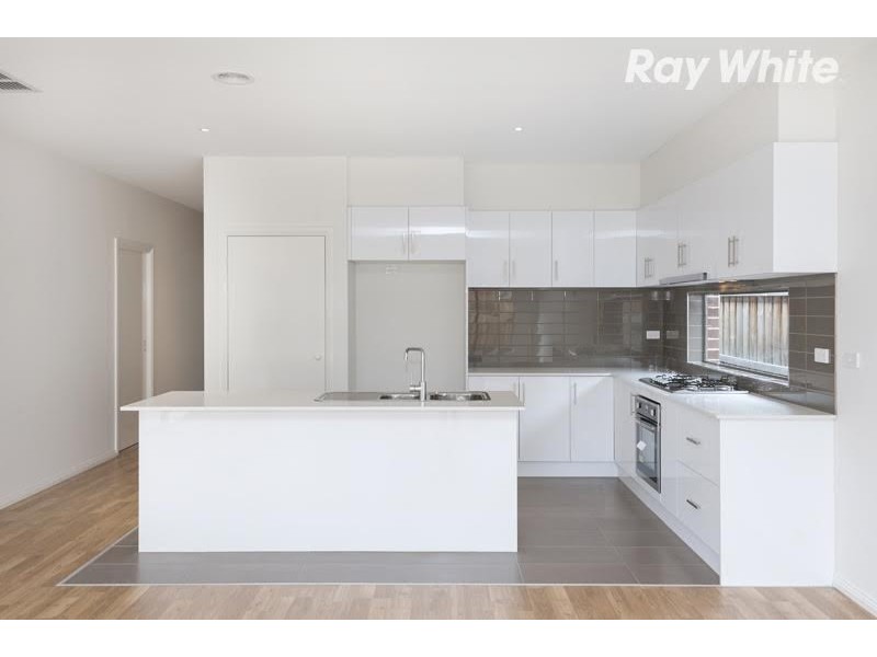 3 Estuary Court, Doreen VIC 3754