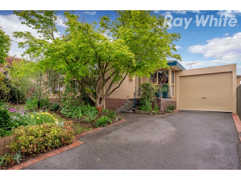 8 Lennox Crescent, Bundoora VIC 3083