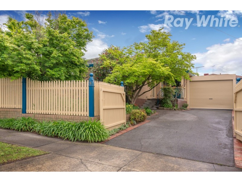 8 Lennox Crescent, Bundoora VIC 3083