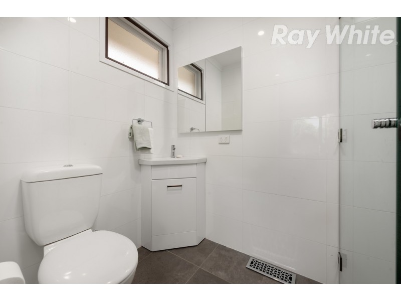 8 Lennox Crescent, Bundoora VIC 3083