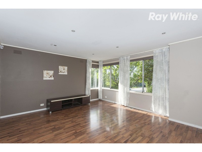 17 Greenwood Drive, Bundoora VIC 3083