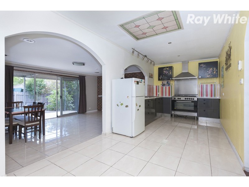 17 Greenwood Drive, Bundoora VIC 3083