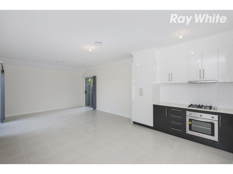 3/3 Curtain Street, Kingsbury VIC 3083