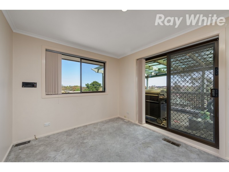 25 Neilsen Crescent, Bundoora VIC 3083