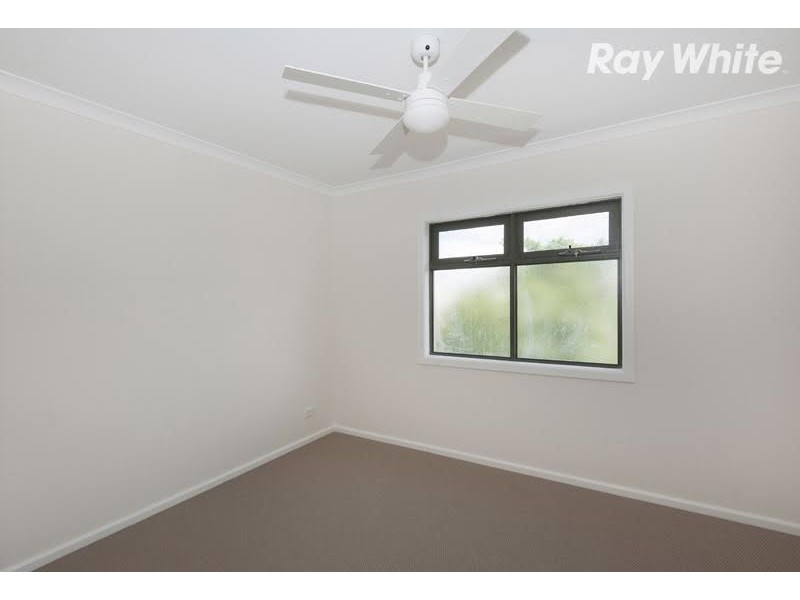 10A Burns Grove, Kingsbury VIC 3083