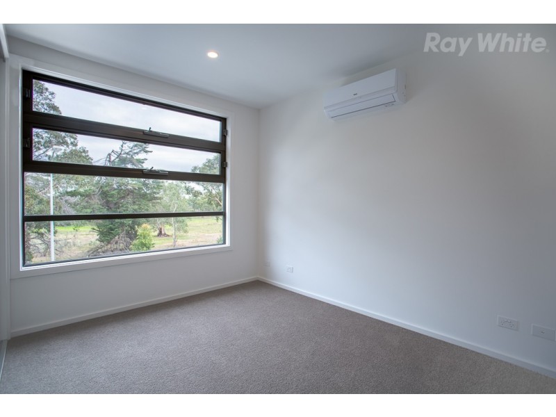 24B Main Drive, Bundoora VIC 3083