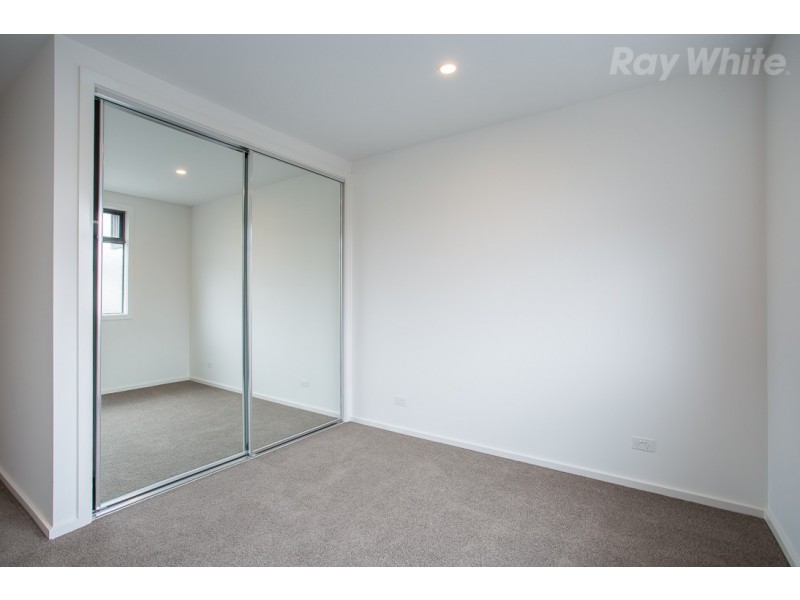 24B Main Drive, Bundoora VIC 3083