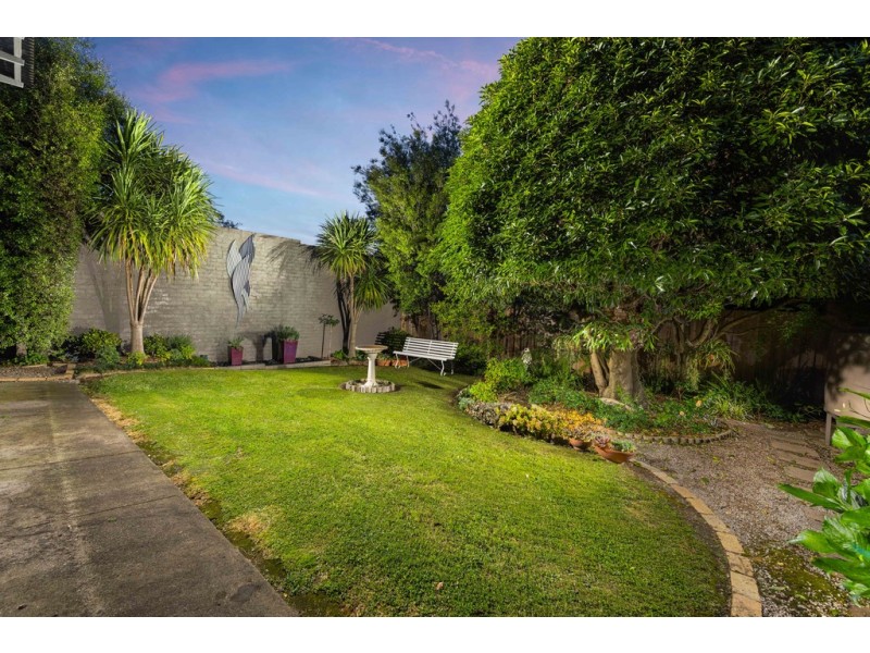 15 Athol Avenue, Bundoora VIC 3083