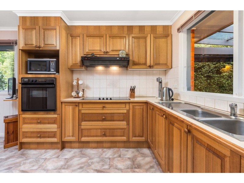 15 Athol Avenue, Bundoora VIC 3083