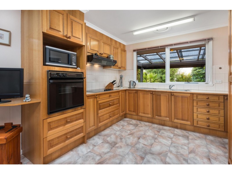 15 Athol Avenue, Bundoora VIC 3083