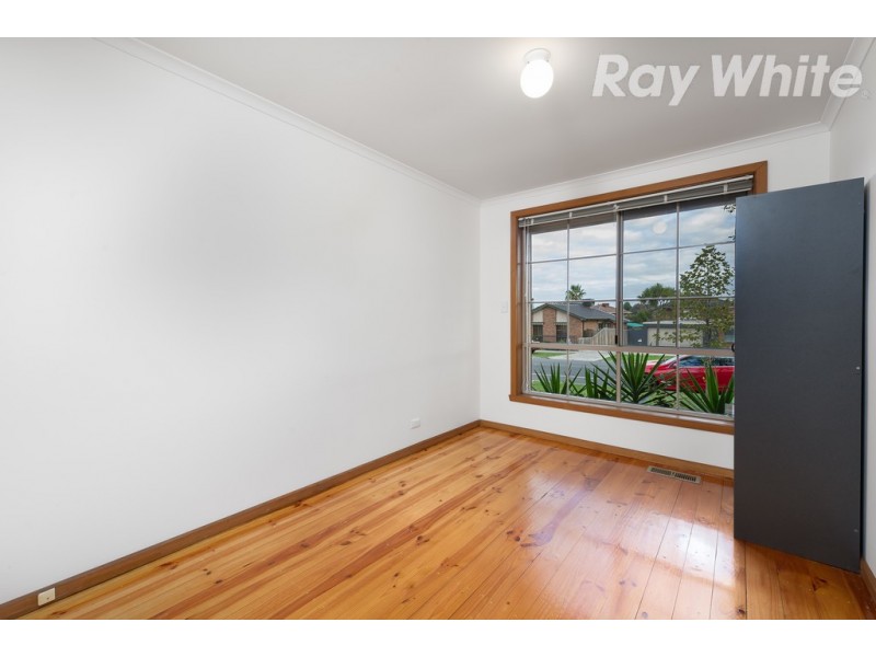 52 Centenary Drive, Mill Park VIC 3082