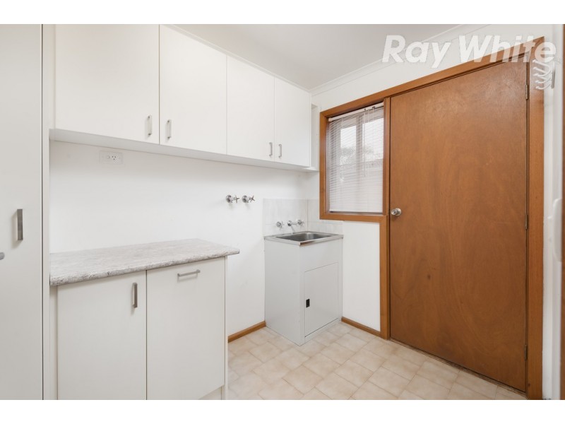 52 Centenary Drive, Mill Park VIC 3082