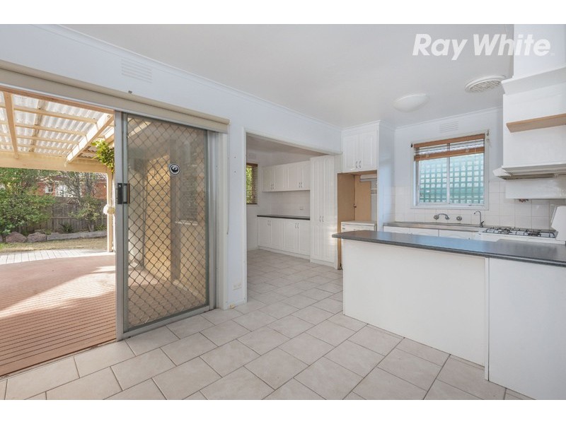 16 Lea Crescent, Bundoora VIC 3083
