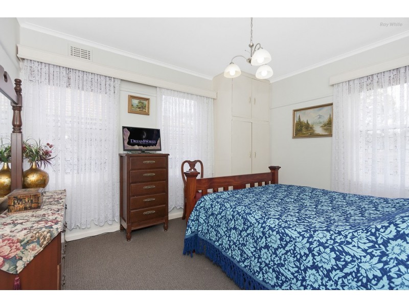 5 Mulberry Parade, Heidelberg West VIC 3081