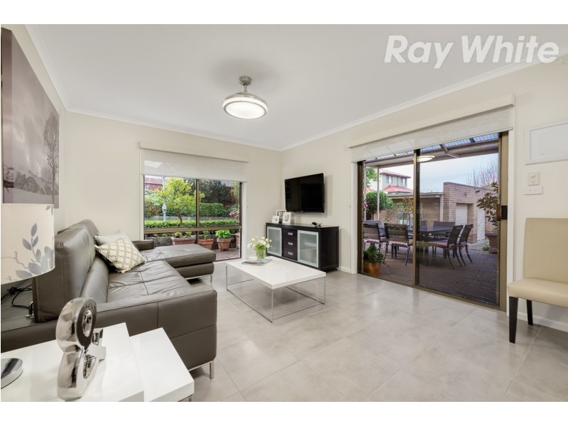 2 Lennox Crescent, Bundoora VIC 3083
