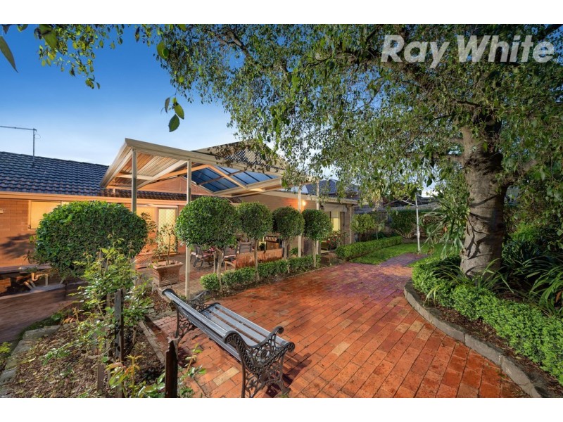 2 Lennox Crescent, Bundoora VIC 3083
