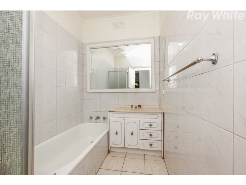 52 The Boulevard, Thomastown VIC 3074