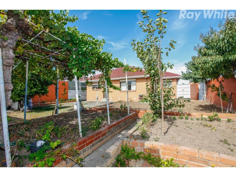 52 The Boulevard, Thomastown VIC 3074