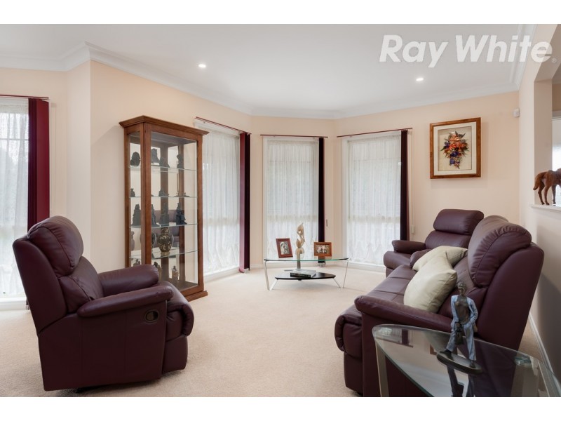 23 Lazar Grove, South Morang VIC 3752