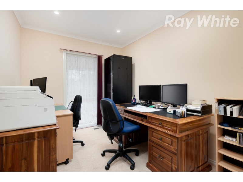 23 Lazar Grove, South Morang VIC 3752