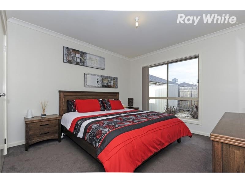 2 Mavora Place, South Morang VIC 3752