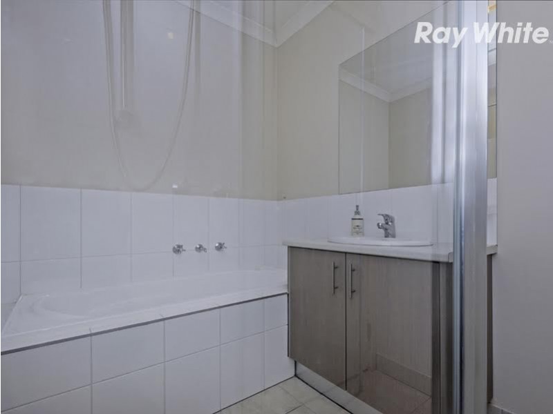 2 Mavora Place, South Morang VIC 3752