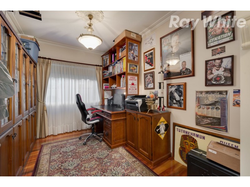 17 Orchid Avenue, Reservoir VIC 3073