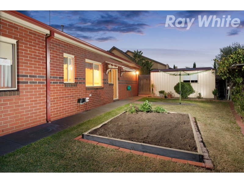 17 Orchid Avenue, Reservoir VIC 3073