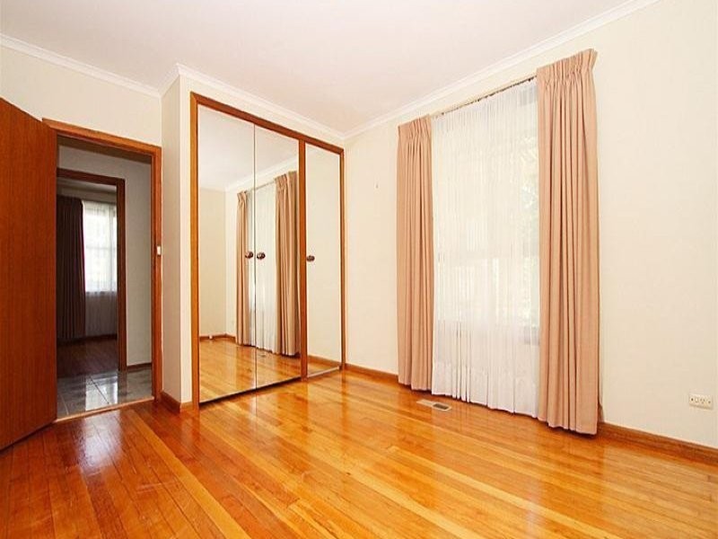 67 Whitelaw Street, Reservoir VIC 3073