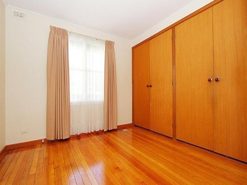 67 Whitelaw Street, Reservoir VIC 3073