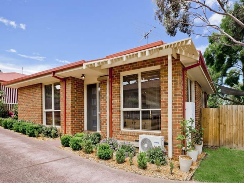 1/1110 Main Road, Eltham VIC 3095
