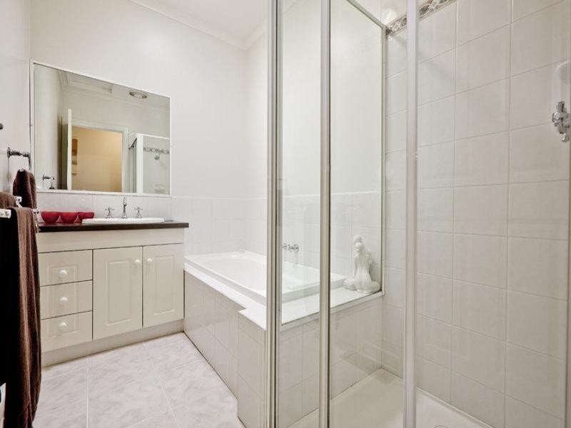 1/1110 Main Road, Eltham VIC 3095