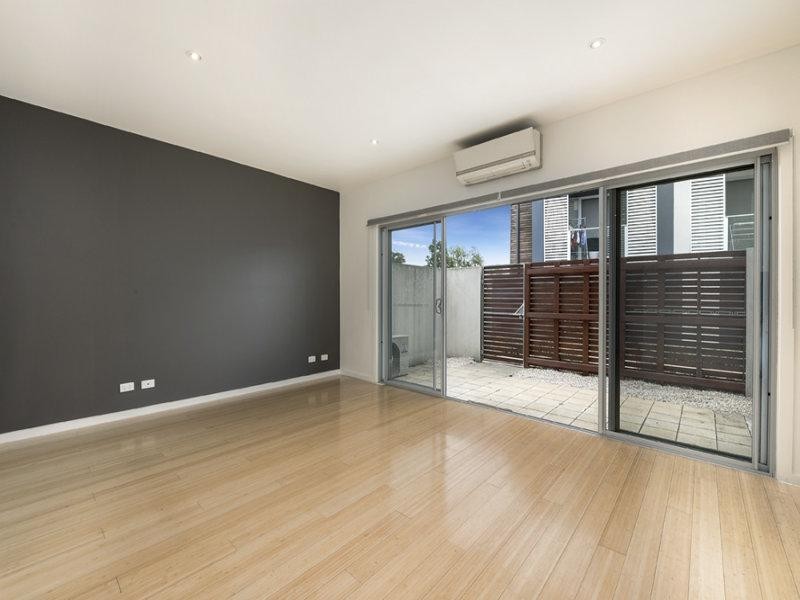 18 Waxflower Crescent, Bundoora VIC 3083