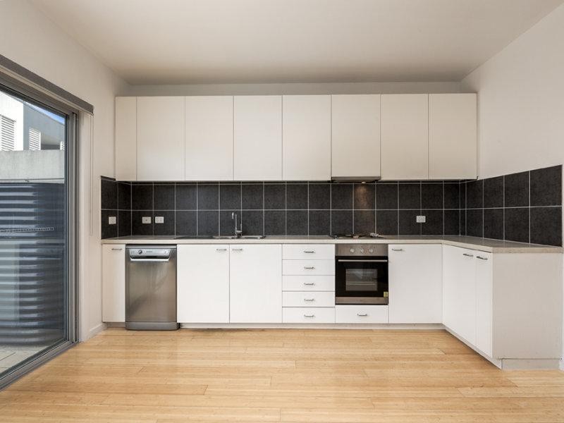 18 Waxflower Crescent, Bundoora VIC 3083