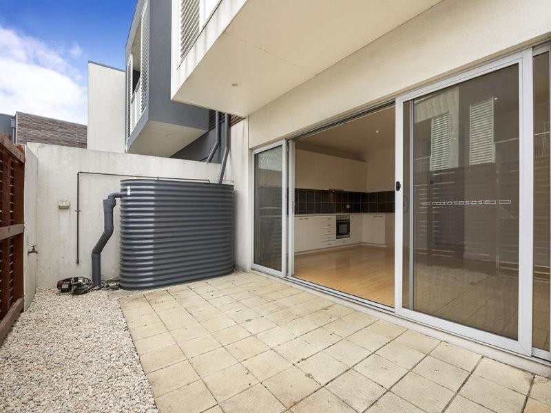 18 Waxflower Crescent, Bundoora VIC 3083
