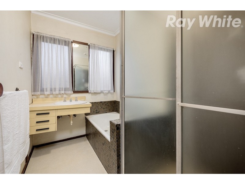 38a Cameron Parade, Bundoora VIC 3083