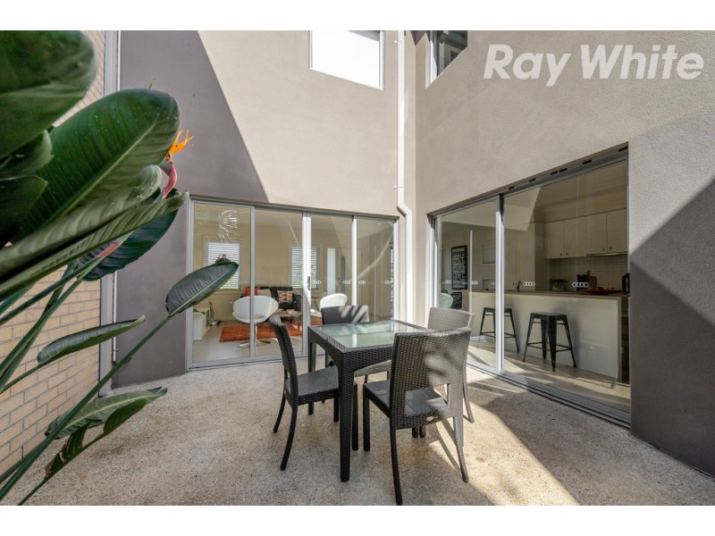 1 Hampden Green, South Morang VIC 3752