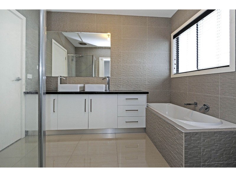 1/321 Camp Road, Broadmeadows VIC 3047