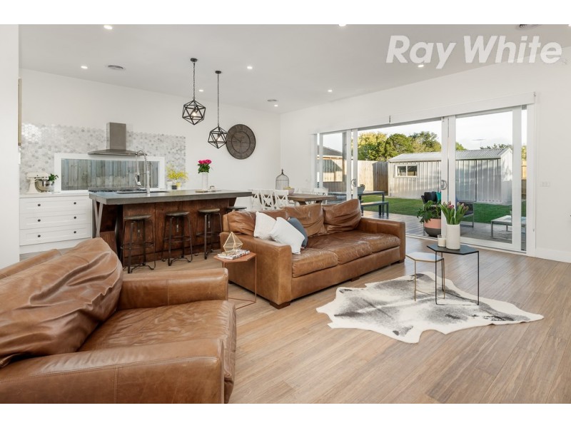 39 Leamington Street, Reservoir VIC 3073